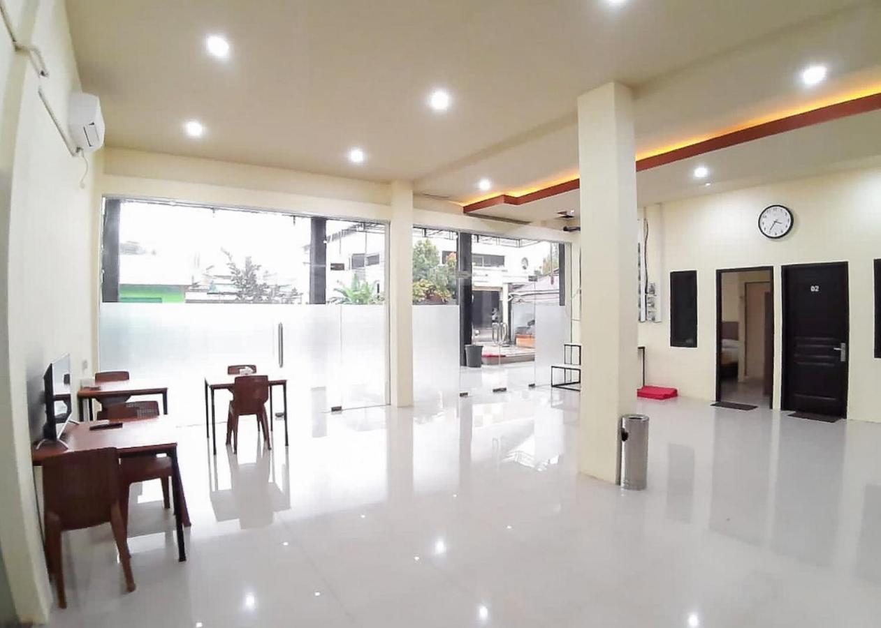 Reddoorz Syariah Near Transmart Jambi 2 Palmerah Exterior foto