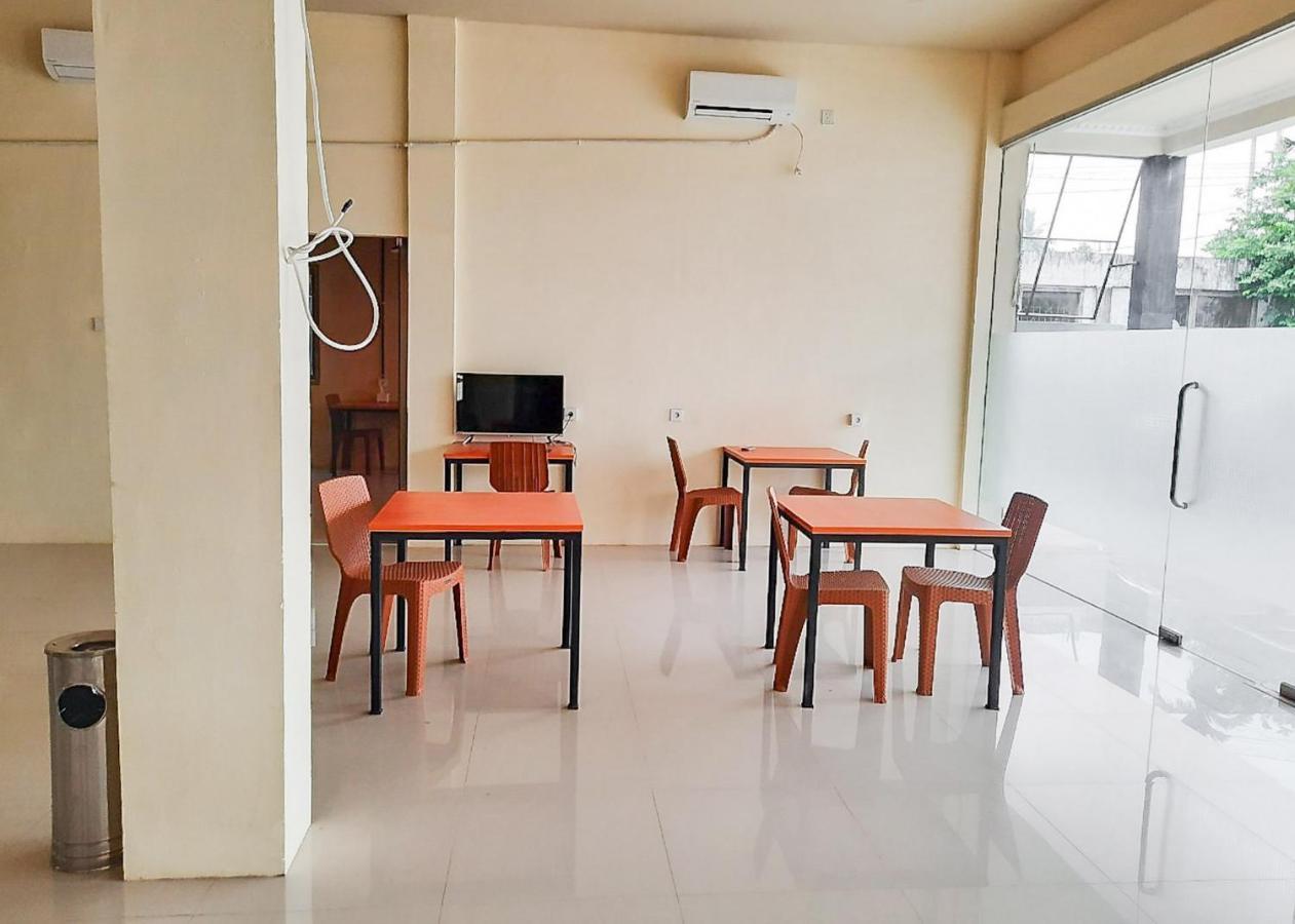 Reddoorz Syariah Near Transmart Jambi 2 Palmerah Exterior foto